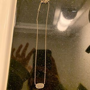 Kendra Scott necklace